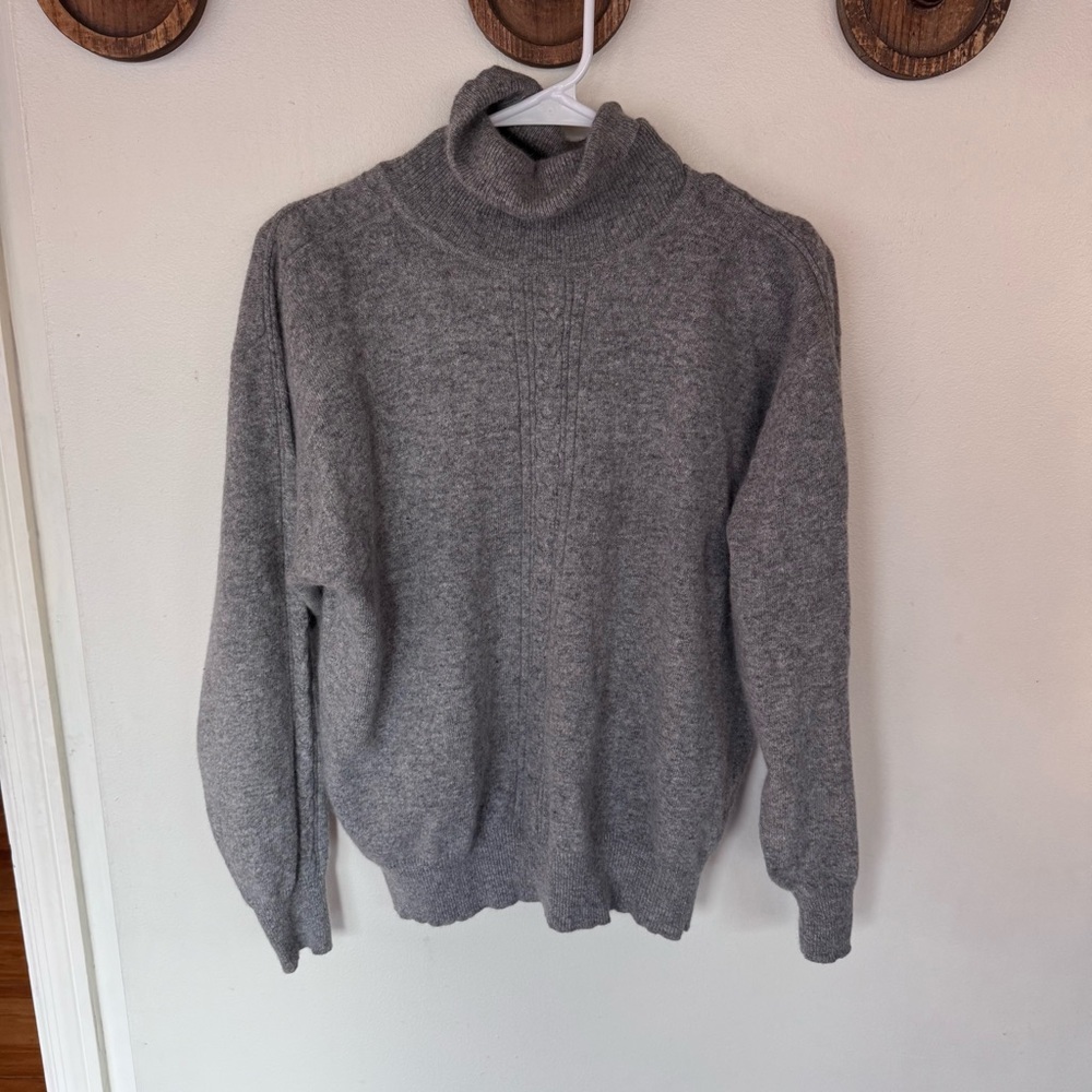 Vintage Le Moda grey cable knit turtleneck lambswool/ angora rabbit hair sweater